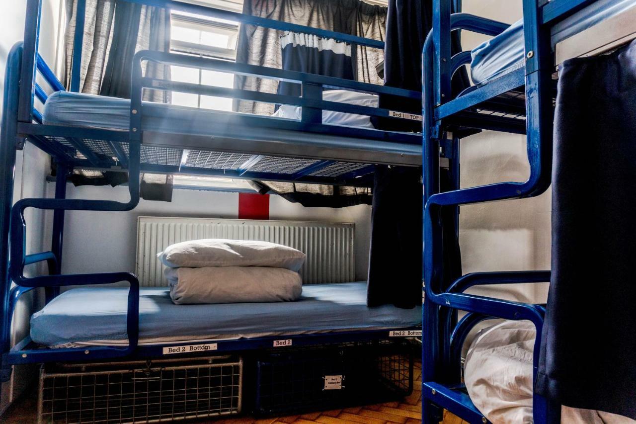 Backpackers Youth 18 - 35 Years Old Only Albergue Londres